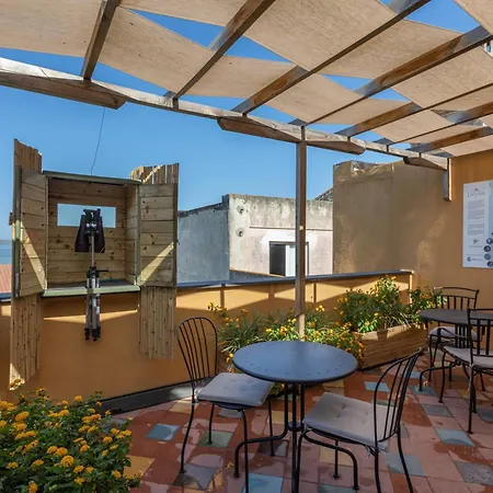 Aquae Sinis Laguna بيت ضيافة 4*